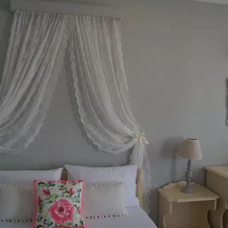 Stella Apartment